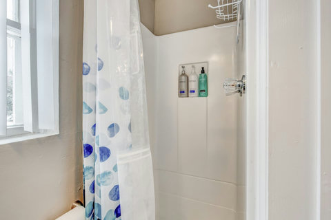 Shower with shampoo, conditioner and body wash
