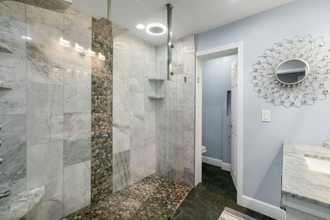 1st Floor Bathroom