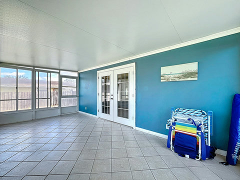 Screened Patio