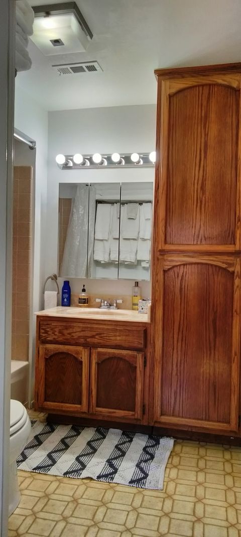 Master Bathroom 1