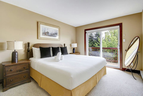 Master bedroom - King