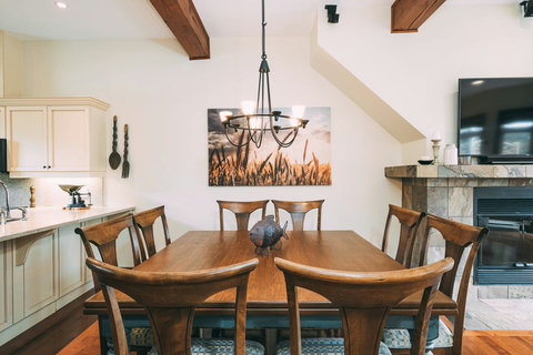 Dining table for 8 people