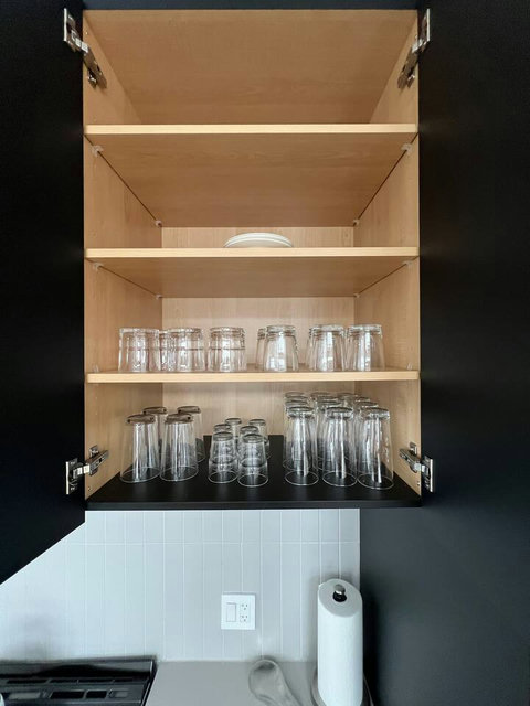 From morning juice to evening wine, the right glass is always waiting.