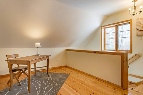 2nd floor: Boudoir, study room