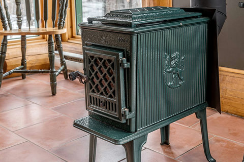 Main floor: Solarium's Fireplace