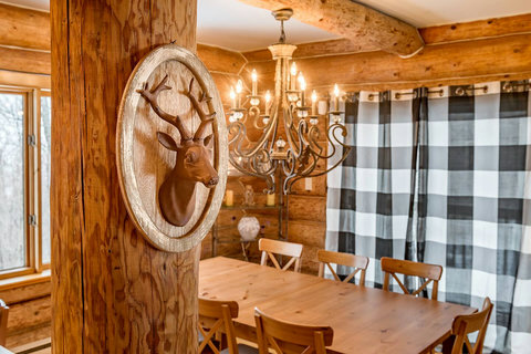 Main floor: Dining room