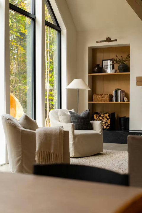 Relaxation area in the living room.