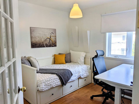 Daybed that can turn into a King size bed. With a wardrobe