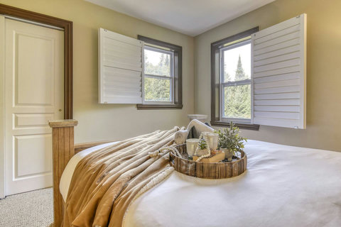 Queen size bedroom close up view