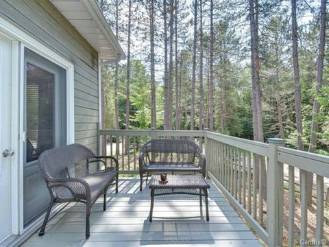 Patio with mini lounge set