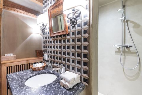 Hamam style bathroom with Rituals soap