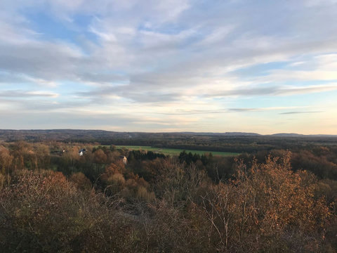 As the sun dipped low, casting a warm glow over the town, I found a quiet spot to absorb the tranquility of autumn in Durbuy.