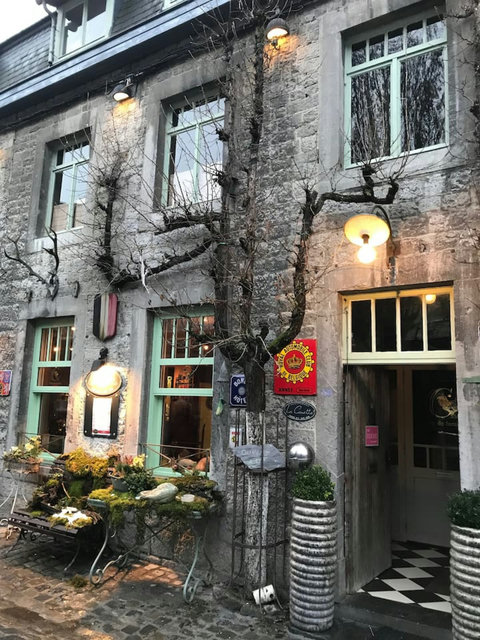 Restaurant La Canette in the center of Durbuy