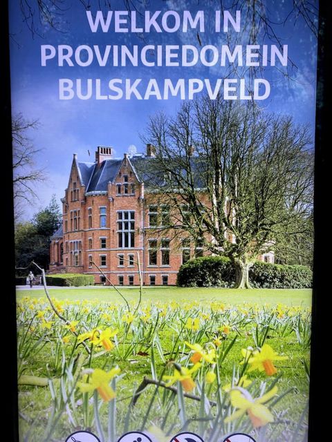 Of je nu op zoek bent naar een vakantiehuisje of een permanente woning, een tiny house in de buurt van Brugge en het Bulskampveld biedt een unieke levensstijl die past bij iedereen die op zoek is naar rust, stilte en natuur. Dus waar wacht je nog op?