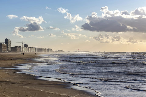 north-sea-beach-in-ostend-belgium-2026-03-10-02-09-23-utc