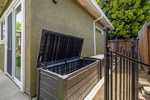 Huge deck box for guest storage
