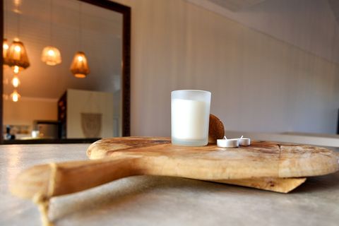 Cozy kitchen area to have dinner