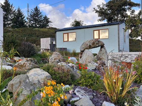 Just up the road from the Blue Flag Fintra Beach. Perfect for walks and sea air.