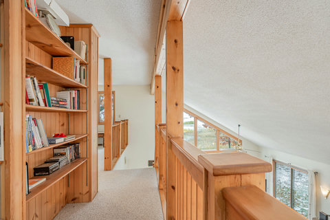 Bookshelf