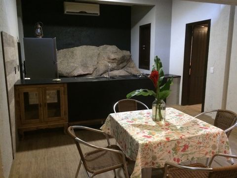 Mesa Jantar para quatro pessoas.