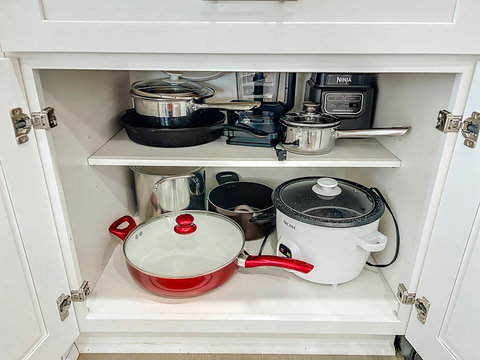 pans and pots