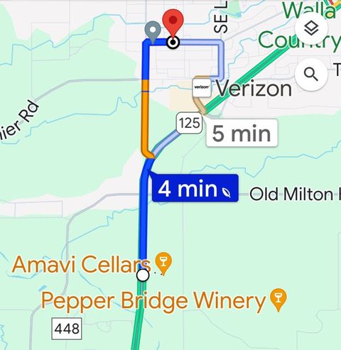 Close to Amavi Cellars, Pepper Bridge Winery, Yellowhawk Resort and Sparkling House and many more world class wineries!