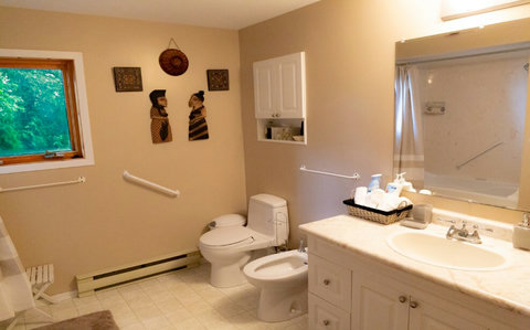 Main Bathroom