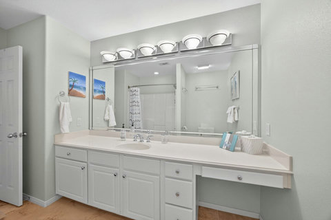 Hallway Bathroom - Bottom Floor 
Bathtub + Shower combo