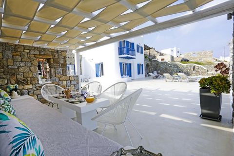 The outdoor lounge 4