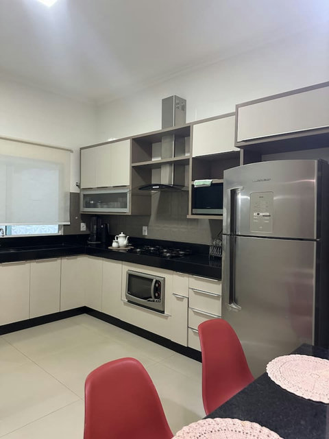 20241219_214205734_iOS