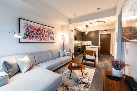 Living Room to kitchen from balcony