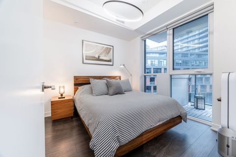 Dimmable ceiling & Artemide table reading lamp