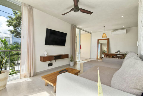 Enjoy movie nights in our spacious living room equipped with your favorite streaming services! Comfort meets entertainment in Tulum’s paradise.  #MovieNight #VacationRental #TulumAdventures