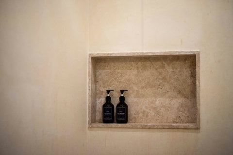 Every detail in our master bathroom is designed for your comfort, offering high-quality essentials like shower gel and shampoo for a refreshing stay! ✨ #BathroomEssentials #TulumComfort #SpaExperience