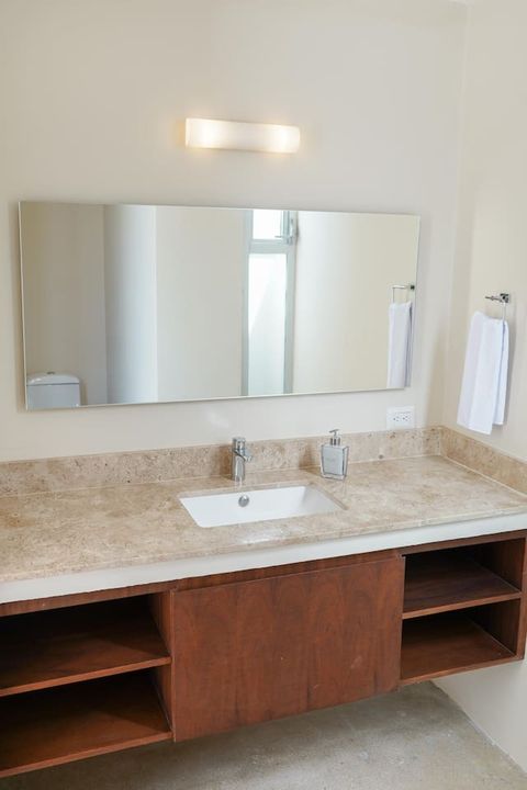 On the rooftop terrace you will find a half bathroom with a toilet which you can use conveniently whilst enjoying your time on the terrace