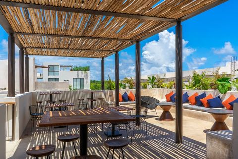 On the rooftop you will also find a shared rooftop space with plenty of chairs and table that our guests can use