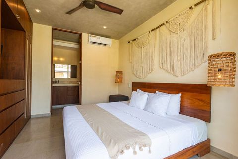 The bed is a brand new and comfortable king size bed so you should enjoy a good night sleep in apartment 308!