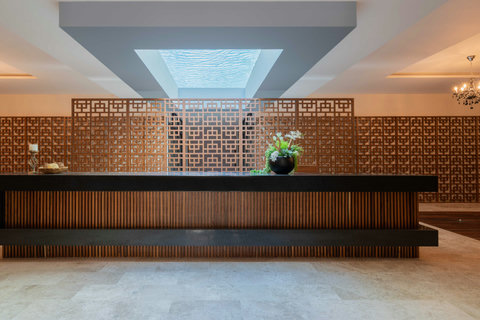 Welcome to Giada Towers’ stylish reception! Enjoy a pristine, elegant space with friendly staff ready to assist, making your check-in smooth and your stay feel effortless and inviting.