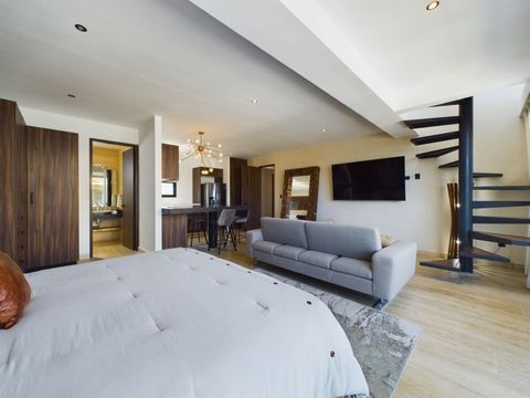 Wake up refreshed in Master Suite #1! Spacious and comfortable, it’s your ideal sanctuary during your Tulum escape. ️