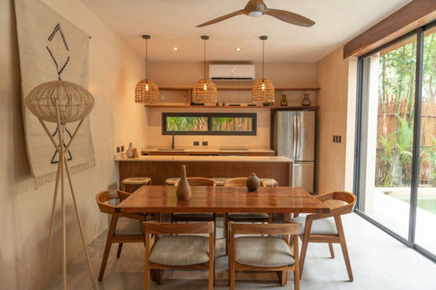 A welcoming table for six, perfect for shared meals or a game night, with beautiful décor that adds a warm touch.