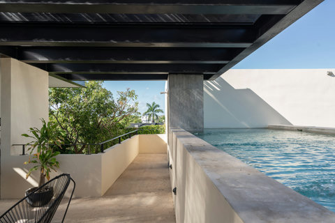 This rooftop pool invites you to relax under the sun with gentle breezes and open views. It’s the perfect place to unwind, cool off, and enjoy peaceful moments high above the city.