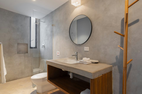 Relax in this elegant bathroom with soft tones and a fresh, calming ambiance—a perfect space to refresh and rejuvenate morning or night.