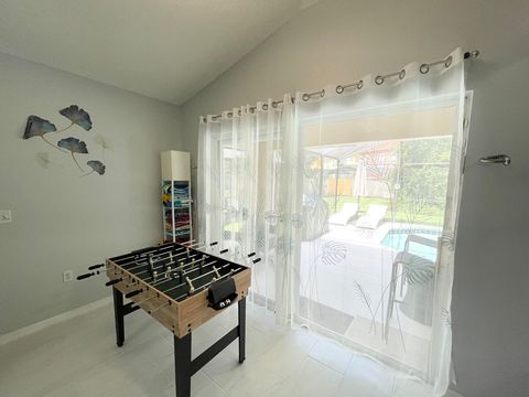10-game game table.