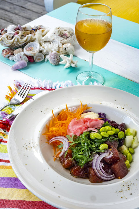 The famous Papaya Poke Bowl