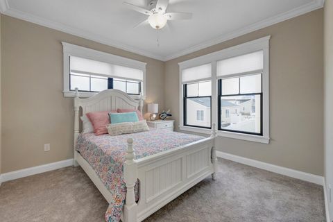 Queen bedroom #2 with walk-in closet