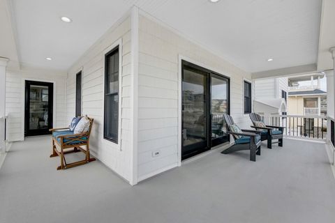 1st floor front and side deck