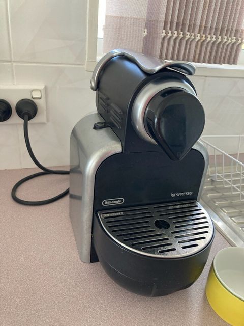 DeLonghi Nespresso machine.

