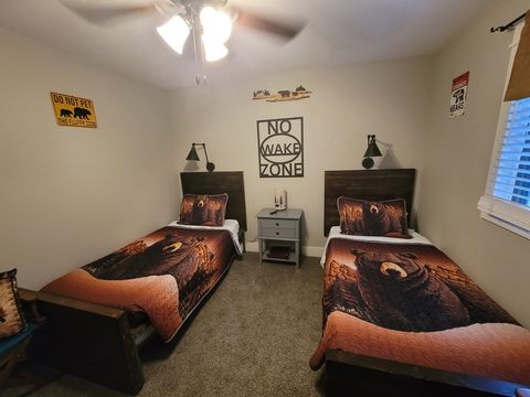 Updated picture of second bedroom 