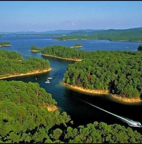 Lake Ouachita, over 200 Islands and over 40,000AC of water