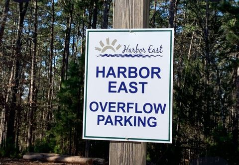 There is extra parking,  for vehicles and boat trailers. 
